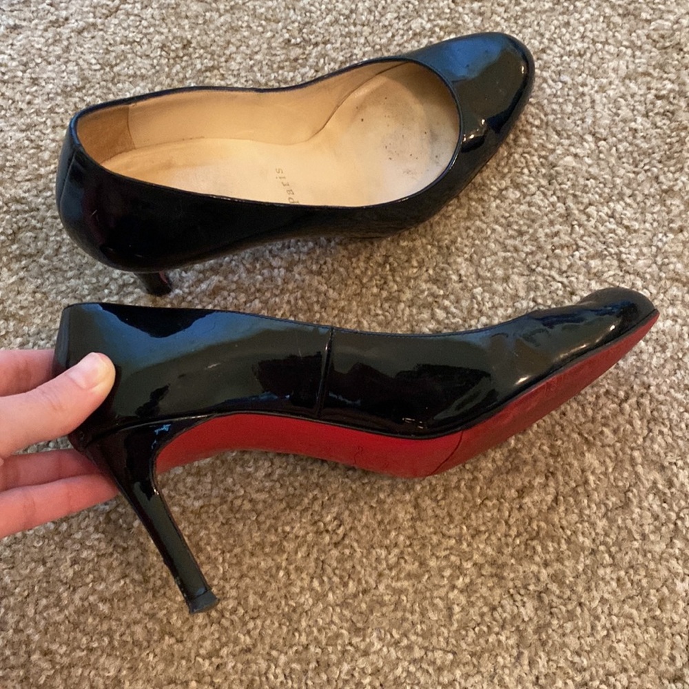 Classic Christian Louboutin Heels Size 38.5